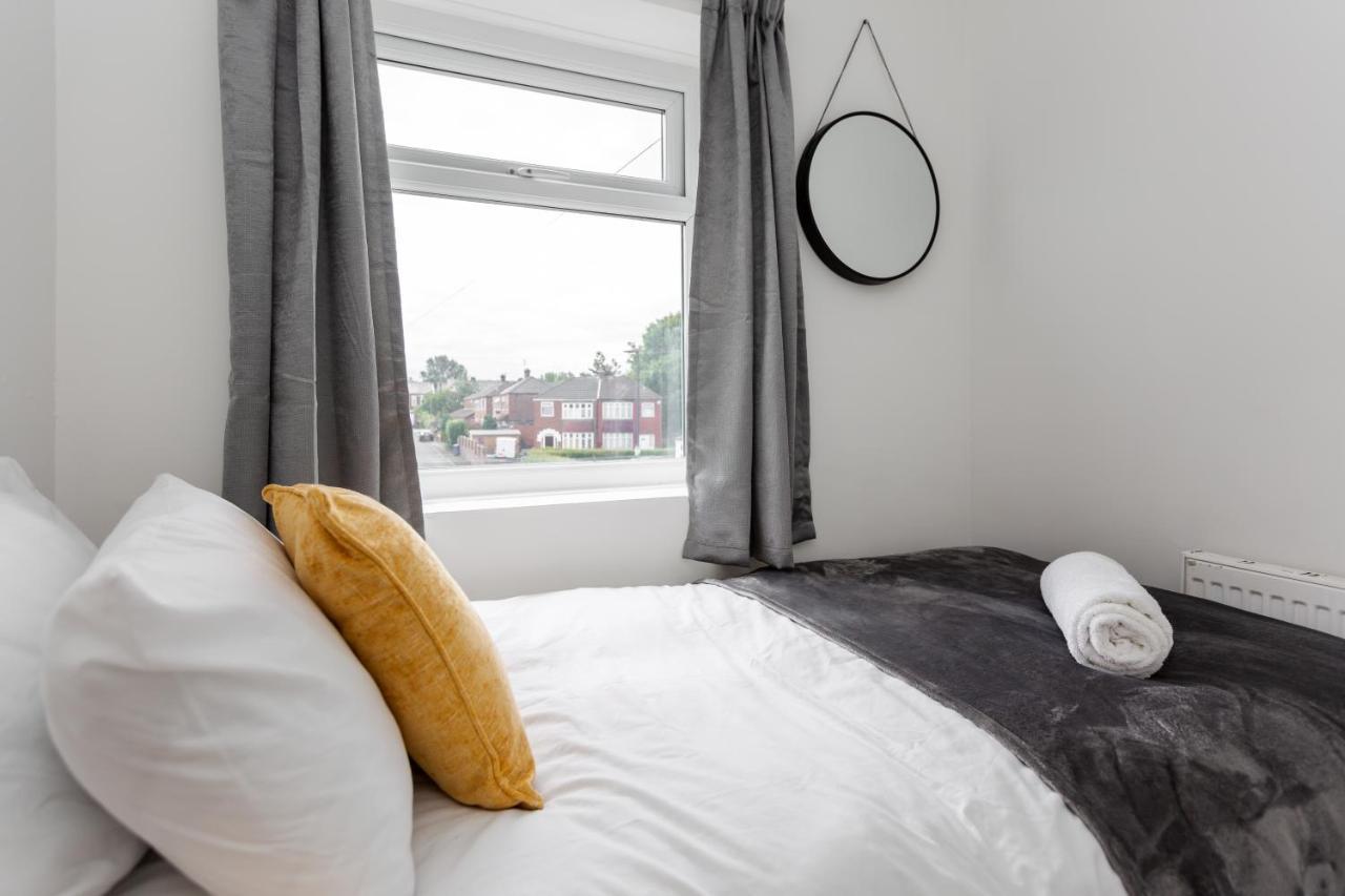 1 Mile To Etihad Stadium & Coop Arena, Free Parking, 7 Ppl Villa Manchester Kültér fotó