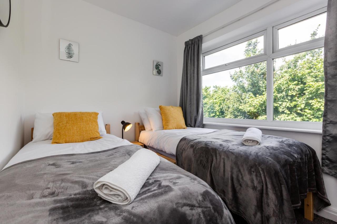 1 Mile To Etihad Stadium & Coop Arena, Free Parking, 7 Ppl Villa Manchester Kültér fotó