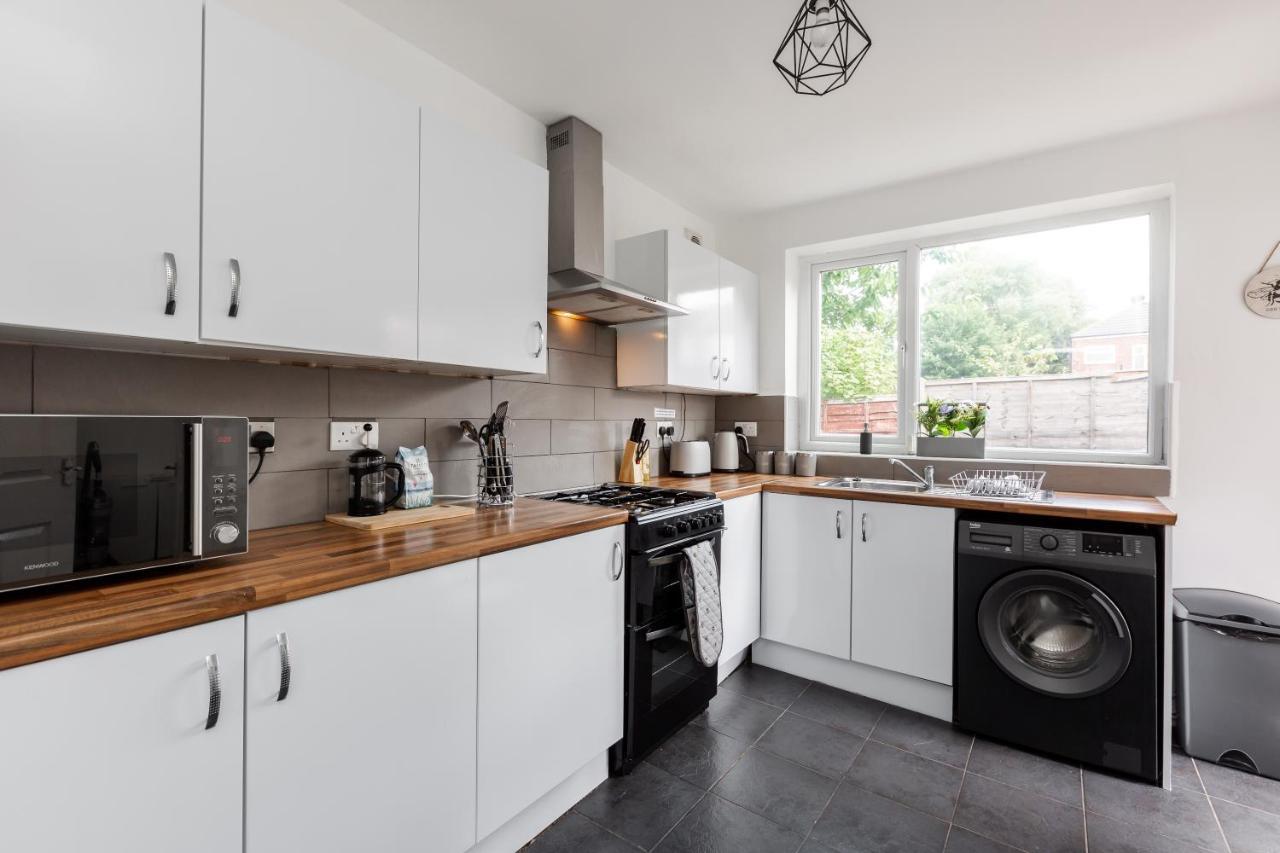 1 Mile To Etihad Stadium & Coop Arena, Free Parking, 7 Ppl Villa Manchester Kültér fotó