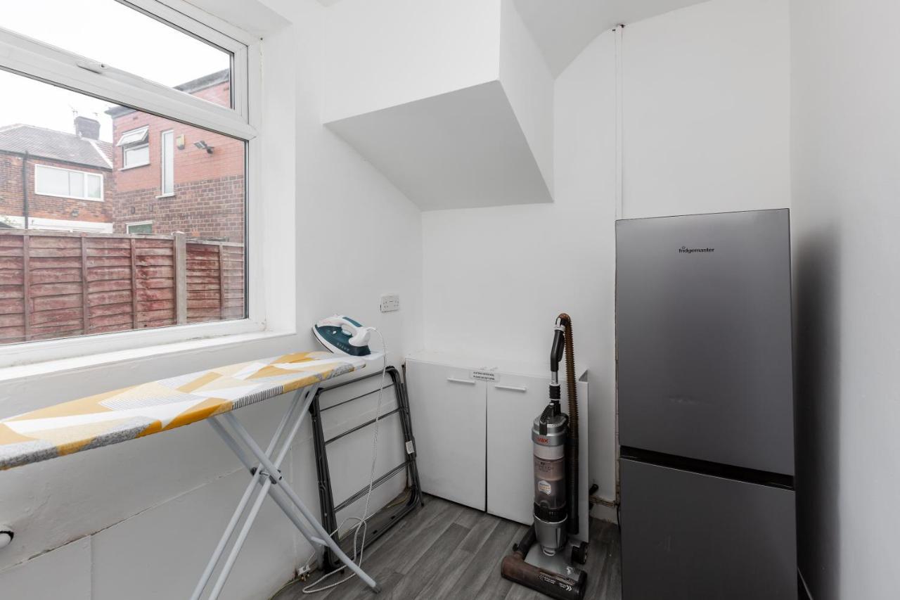 1 Mile To Etihad Stadium & Coop Arena, Free Parking, 7 Ppl Villa Manchester Kültér fotó